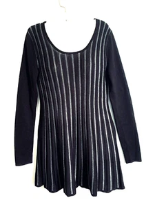 Fit and Flare Woman M Sweater Knit Tunic Top Daisy Fuentas Black Grey Stipe - Picture 1 of 8