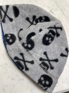 NEW Gap Kids Ski Skiing Size L/XL Beanie Hat Cap Skull Crossbones Lined- Rare - Picture 1 of 7