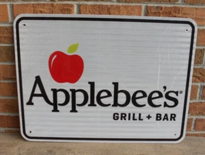 Applebee's Grill + Bar Autobahn Straßenschild im Ruhestand, Metall, 24" x 18" - Bild 1 von 6