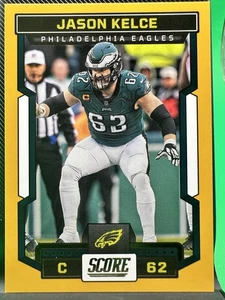 2023 Jason Kelce Eagles No. 251 Score Gold Parallel Panini Philadelphia - Picture 1 of 4