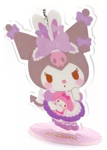 Kuromi Erdbeere Spapier Acryl Ständer 11cm mit Kugelkette Duty Paid oder Reimbu - Bild 1 von 1