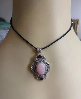 Collar de espinela negra STS con colgante de cuarzo rosa de ley 925 Foto 1 de 4