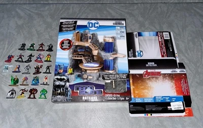 DC Comics Nano Metalfigs Nanoscene BATCAVE Batman Juego y Extras Figuras Foto 1 de 4