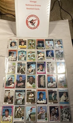 Lote de 36 tarjetas vintage de los Orioles de Baltimore. F&B Robinson/Palmer/Weaver. En carpeta. Foto 1 de 4