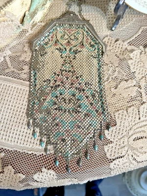 古董老式/复古 1920 年代无品牌珐琅网眼翻盖钱包 * 装饰框架 * 鸟 — 第 1/4 张图片