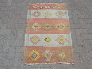 2x4 Small Wool Kilim Rug - Vintage White Area Rug - Rugs for living room - Picture 1 of 10