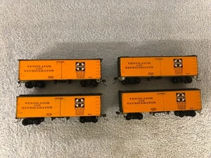 4ea HO Roundhouse Santa Fe Old Time Wood Side Reefer Kit SFRD # 2373 - Picture 1 of 6