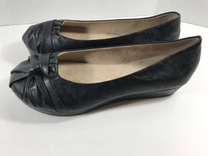 ALDO Women's Black Flats Size 40 or 8 1/2 NEW in BOX - Picture 1 of 8