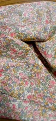 Vintage Japanese Silk Fabric, Floral Design, 4.5 Yards, 36" wide - Image 1 of 3