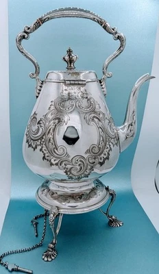 Victoriano Mappin Bros. Puente de Londres Inglaterra Tetera Inclinable Quemador Soporte de Calentamiento Foto 1 de 4