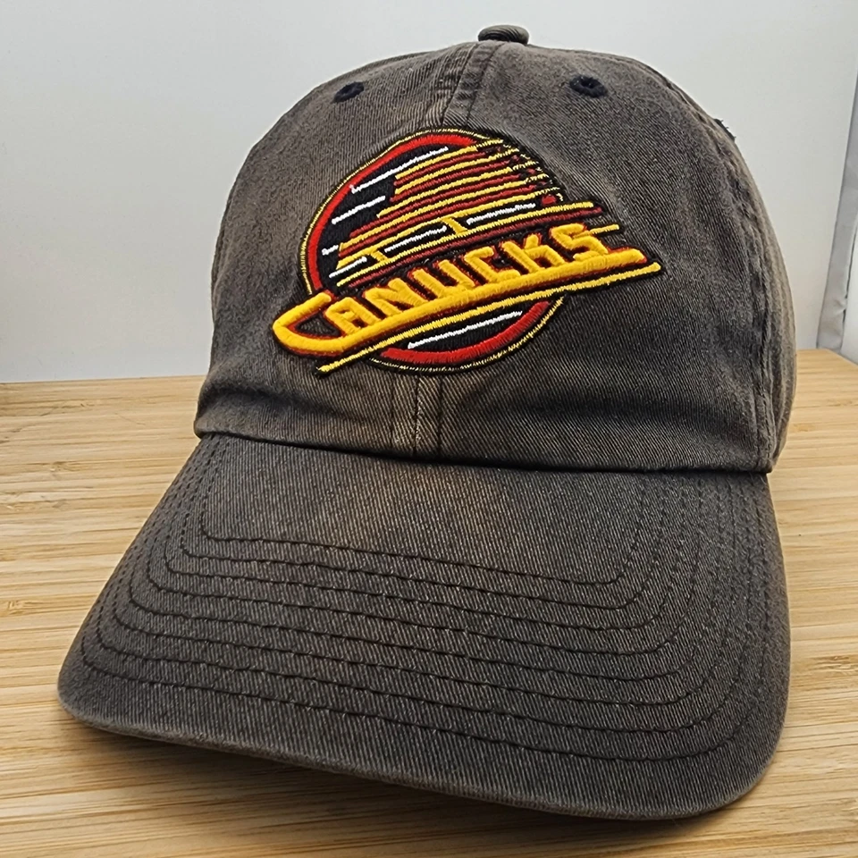 VANCOUVER CANUCKS NHL '47 BRAND Hat Adult L (Large) Franchise Fitted Cap