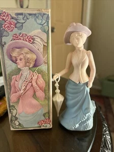 Vintage Avon VICTORIAN LADY PINK Jacket  UMBRELLA Perfume BOTTLE Decanter Full - Picture 1 of 5