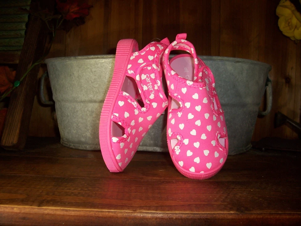 ZAPATOS DE AGUA ROSA DISEÑO CORAZÓN CARTERS NIÑAS NIÑOS PEQUEÑOS TALLA 8 AJUSTABLES PLAYA PISCINA Foto 1 de 1