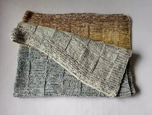 Beautiful New Handmade Knitted Baby blanket, wool, 120 × 90 cm 🌿 - Picture 1 of 10