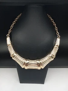 Thalia Sodi Statement-Halskette MUTED goldfarben Bambus inspiriert Design - Bild 1 von 10