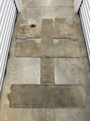 Juego completo de alfombrillas Toyota Sienna 03-10 OEM beige tostado segunda tercera fila PT208-08048 Foto 1 de 4