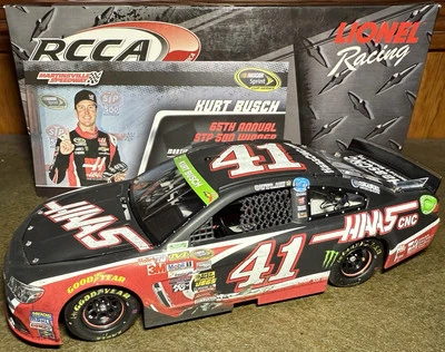Kurt Busch Haas 2014 'Martinsville Raced Win' 1/24 Lionel Elite Foto 1 de 4