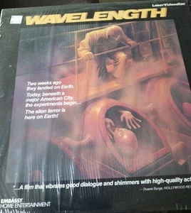 Vintage Laserdisc LD WAVELENGTH SCI FI DAVID CARRADINE Alien Terror On Earth  - Picture 1 of 5