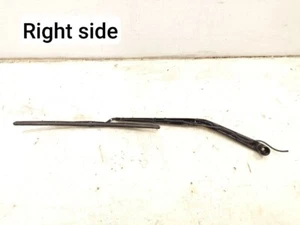 Wiper Arm Chevrolet CORVETTE Convertible 2016 Right Front - Picture 1 of 7