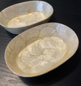 Vintage 70s Capiz Shell Oval Bowls or Trinket Dish Set Of Two EUC Philippines - Picture 1 of 10