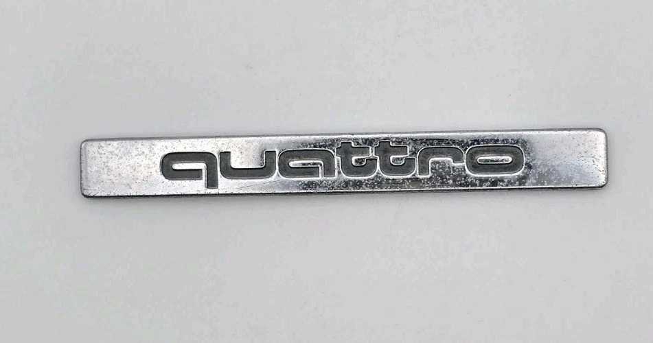 Audi A4 A6 Quattro 2000 emblema OEM Foto 1 de 4