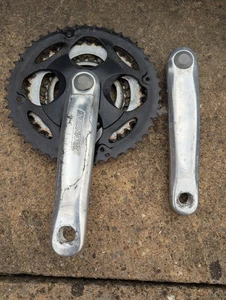 SR Suntour 3-Speed Triple Chainset 48/38/28T Alloy Cranks for MTB & Touring Bike - Picture 1 of 4