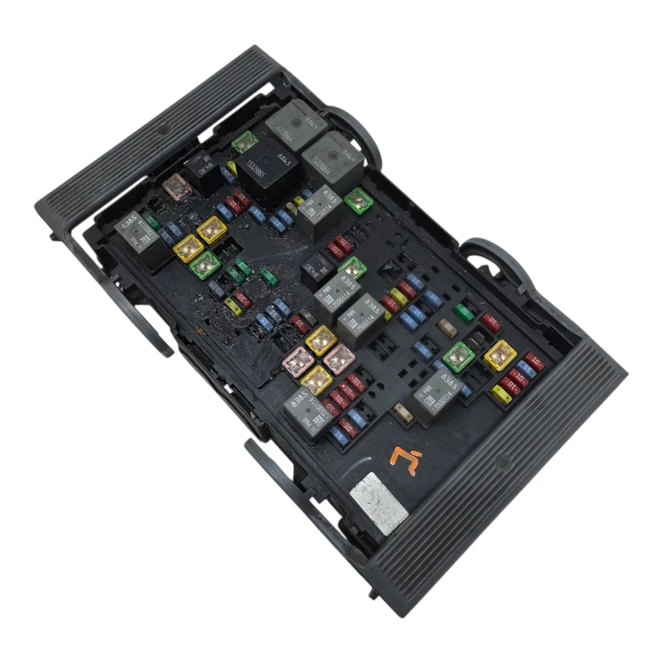 2007–2009 Chevrolet Silverado 1500 Fuse Box Relay Module OEM 25796803 - Image 1 of 4