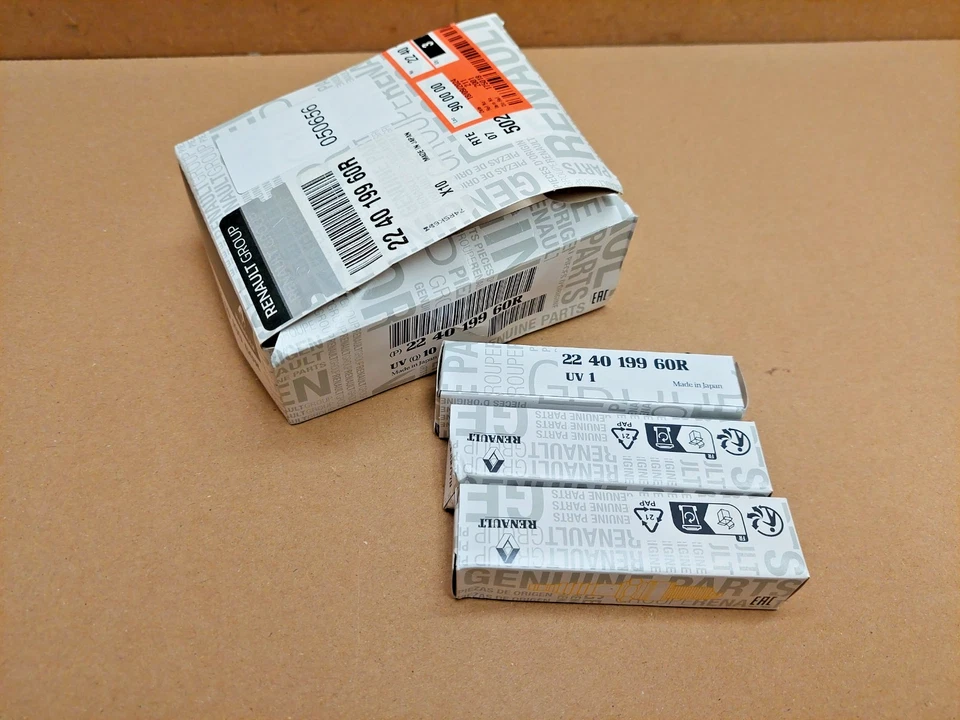 Renault Captur MK2 Spark Plug 224019960R 1.0 TCe Twingo 2020-on Genuine NEW - Image 1 of 3