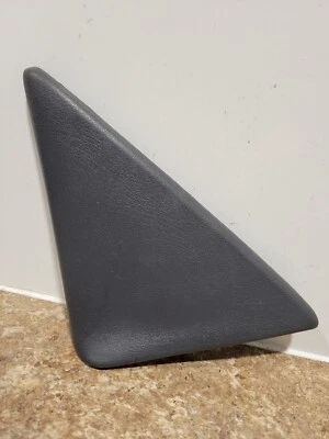 2002 CHEVROLET TAHOE LEFT DRIVER SIDE MIRROR ACCESS TRIM COVER - Image 1 of 2