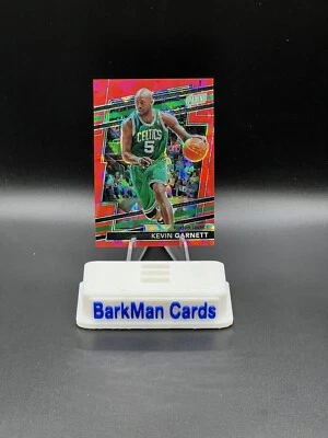 2024 Panini National VIP Gold Packs #27 Kevin Garnett Red Ice Prizm #d/149 Foto 1 de 2