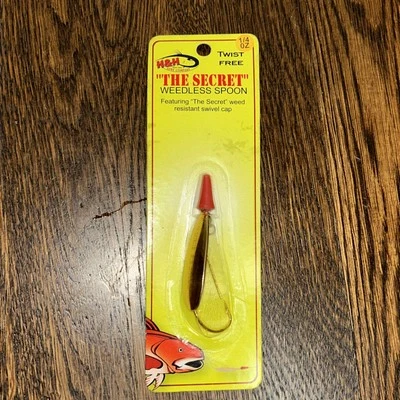 H&H Fishing Lure "The Secret" Weedless Casting Spoon 1/4 oz Gold - Image 1 of 4