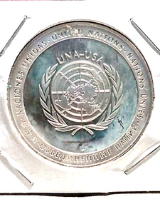 1971 UNITED NATIONS EQUALITY FOR ALL STERLING PROOF ABOUT 28 BRAMS SKY BLUE OBV - Picture 1 of 6