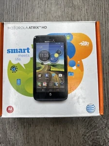 Motorola ATRIX HD 8GB MB886 White (AT&T )  brand new - Picture 1 of 2