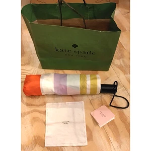NWT Kate Spade New York Rainbow Stripe Travel Umbrella Gift Bag & Free Cloth - Picture 1 of 10