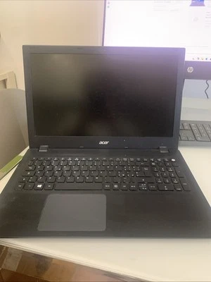 Acer  Travelmate TMP257 i3-5005U 15,6-4GB RAM- 240 SSD - Immagine 1 di 3