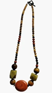 Erdfarbene Halskette Knebelverschluss Naturstein Perlen rustikale Eleganz 17 Zoll - Bild 1 von 6