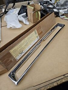 NOS 1990-91 Honda Accord EX DX LX Front  Molding 75120-SM4-A01 NEW OLD STOCK OEM