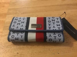 Tommy Hilfiger Woman Wallet New With Tags - Picture 1 of 12