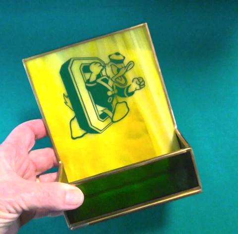 Vintage OREGON DUCKS Collectible~ANGRY DONALD~Disney STAINED GLASS~DESK CADDY~6" Cover
