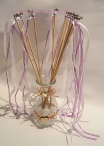10 Wedding Wands mit Schellen Hochzeit Gäste Weddingwands lila - Bild 1 von 2