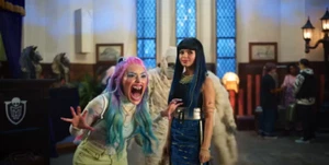22" WINGSPAN SCHWARZE HÄNGENDE FLEDERMAUS AUS "MONSTER HIGH: THE MOVIE"!! - Bild 1 von 4