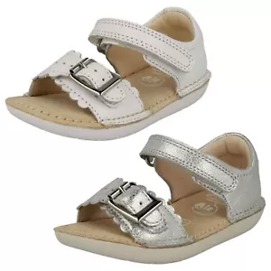 Girls Clarks Summer Sandals Ivy Flora - Picture 1 of 19