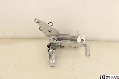 Suzuki GSXR750 GSXR 750 1992 juego trasero derecho/juego trasero/placa de pie Foto 1 de 4