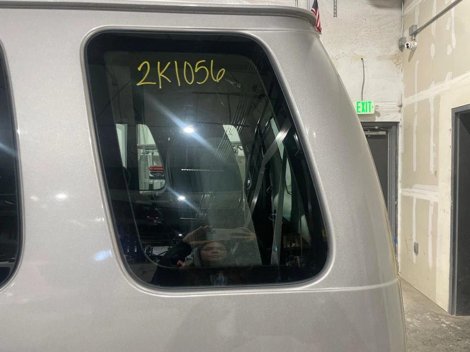 99-14 Ford E350 Quarter Window/Glass Extended Van rear tinted LH - Imagem 1 de 1