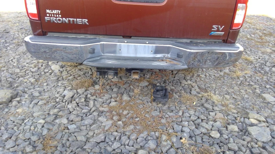(LOCAL PICKUP ONLY) Rear Bumper Chrome Without Park Assist Fits 13-21 FRONTIER 1 - Imagem 1 de 4