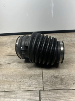 2006-2011 Cadillac DTS Engine 4.6L Air Duct Intake Hose Tube 21999614 OEM - Image 1 of 4