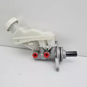 Mitsubishi Mirage Brake Master Cylinder LA LB 12/12-12/21 - Picture 1 of 10