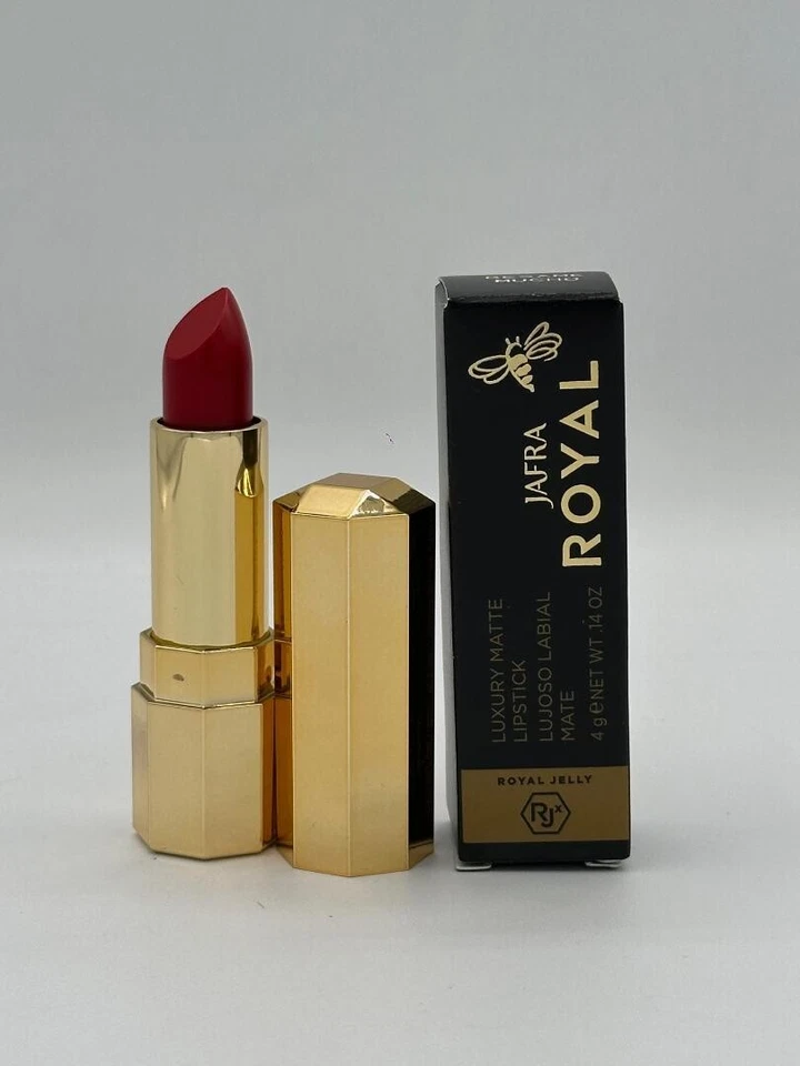 Jafra Royal Luxury Lipstick  Besame Mucho - Image 1 of 4
