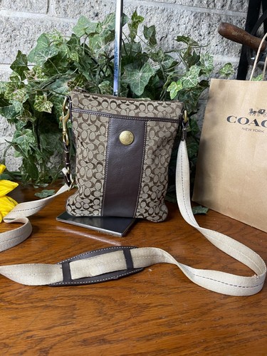 BORSA A TRACOLLA COACH SIGNATURE STRIPE SWINGPACK KAKI BORSA A TRACOLLA BORSETTA