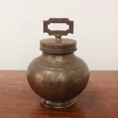 Antiguo cuenco con tapa olla de metal Kamandalu recipiente vintage Kooja Lota Kamandal antiguo Foto 1 de 4